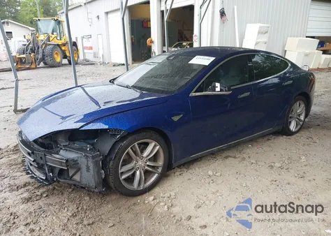 2015 Tesla Model S 70D/85D/P85D z USA, uszkodzony, nr VIN 5YJSA1E29FF118130